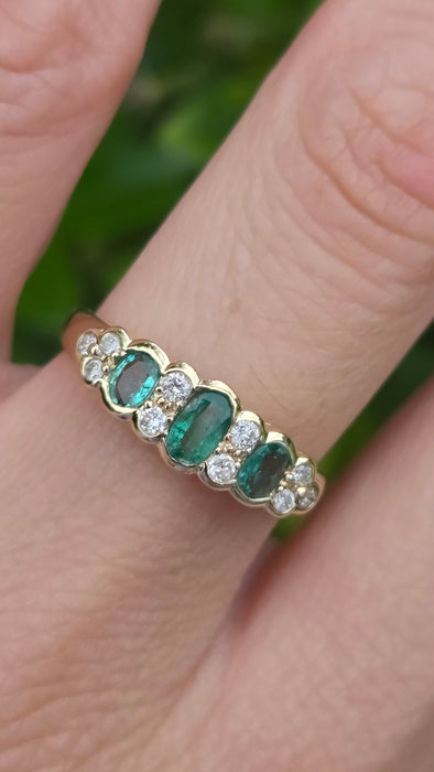 Vintage: 9ct Yellow Gold Emerald & Diamond Half Eternity Ring