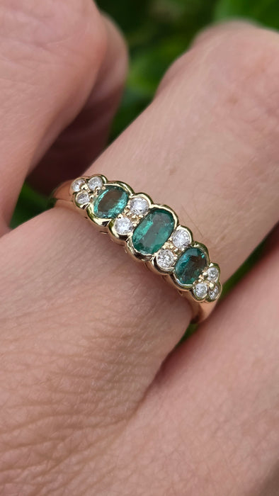 Vintage: 9ct Yellow Gold Emerald & Diamond Half Eternity Ring