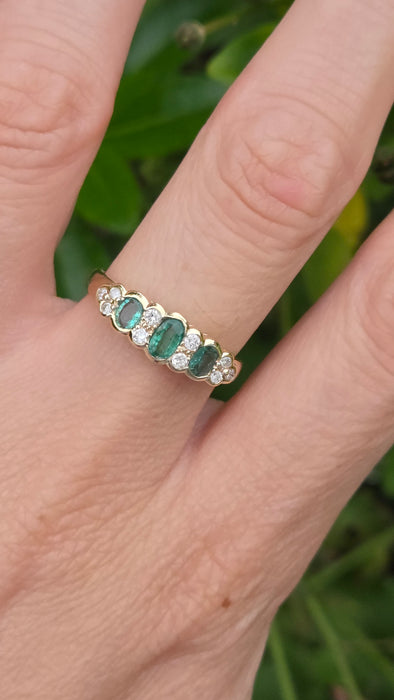 Vintage: 9ct Yellow Gold Emerald & Diamond Half Eternity Ring