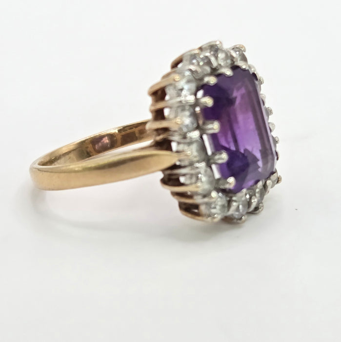 Vintage: 9ct Yellow Gold Amethyst & Simulated Diamond Ring