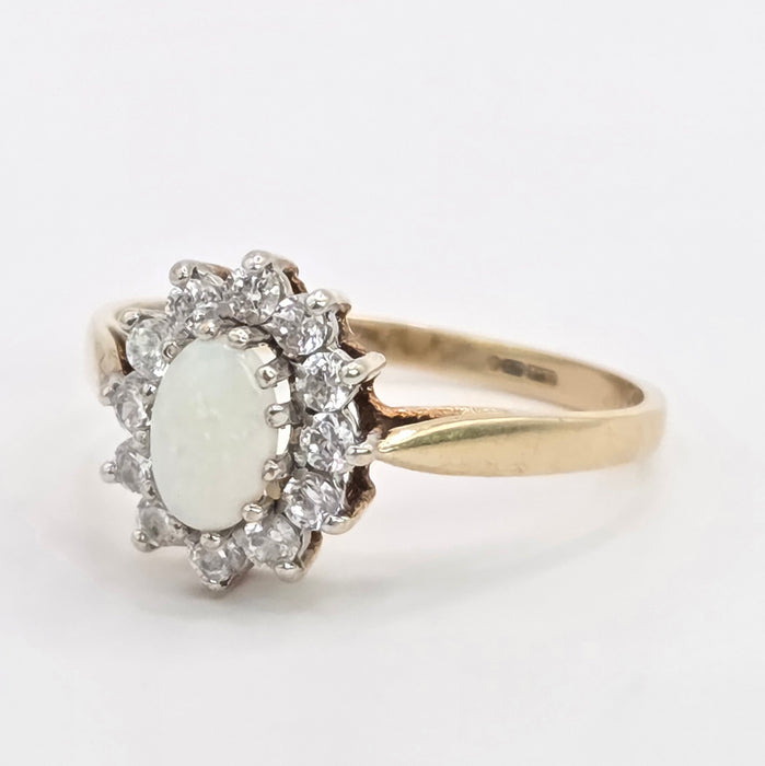 Vintage: 9ct Yellow Gold Opal & Simulated Diamond Ring