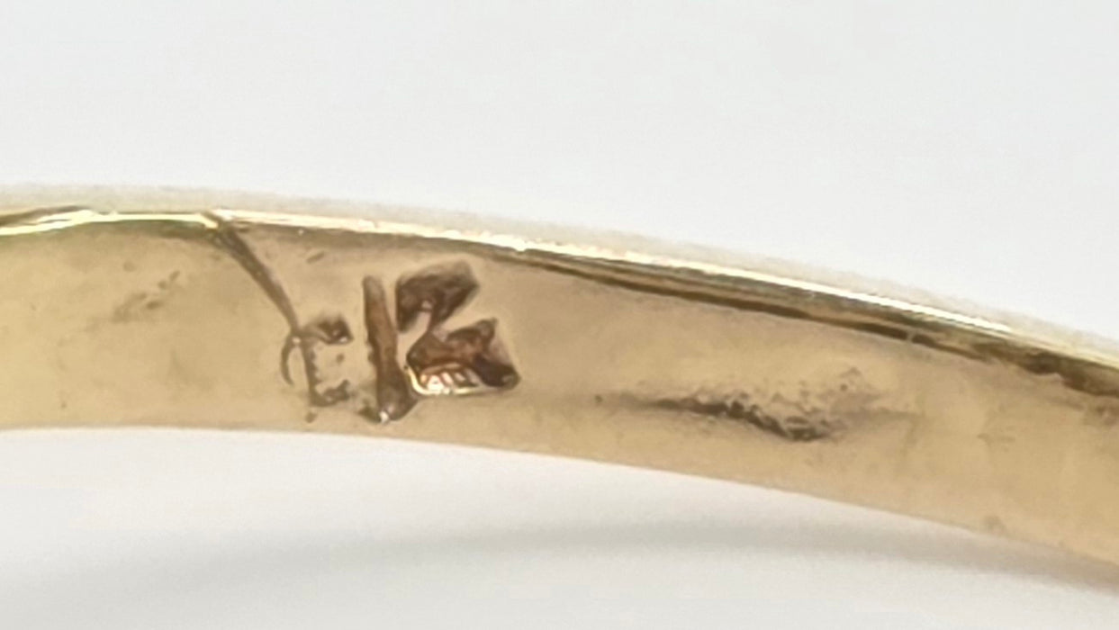 Vintage: 9ct Yellow Gold Opal & Simulated Diamond Ring