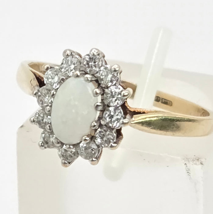 Vintage: 9ct Yellow Gold Opal & Simulated Diamond Ring