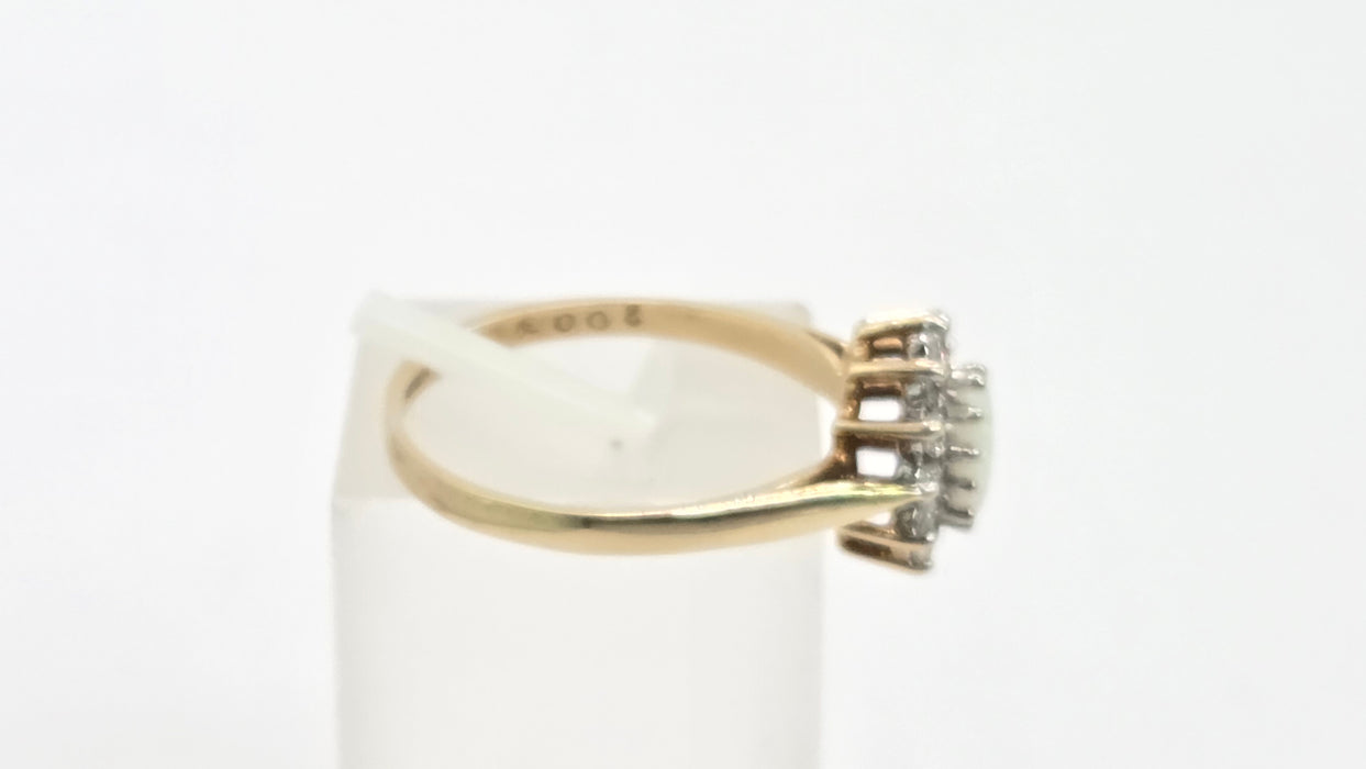 Vintage: 9ct Yellow Gold Opal & Simulated Diamond Ring