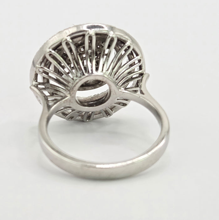 Modern: 18ct White Gold Diamond Concentric Dress Ring — 1.00ct