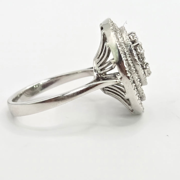 Modern: 18ct White Gold Diamond Concentric Dress Ring — 1.00ct