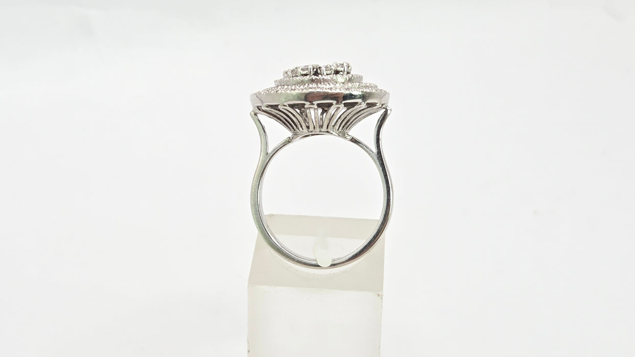 Modern: 18ct White Gold Diamond Concentric Dress Ring — 1.00ct