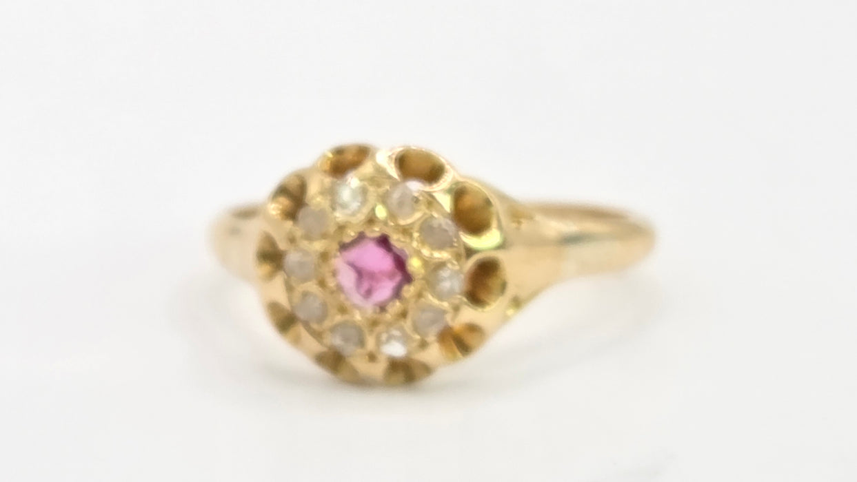 Vintage: 18ct Yellow Gold Pink Topaz & Diamond Floral Cluster Ring