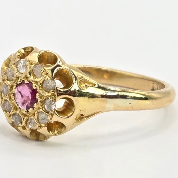 Vintage: 18ct Yellow Gold Pink Topaz & Diamond Floral Cluster Ring