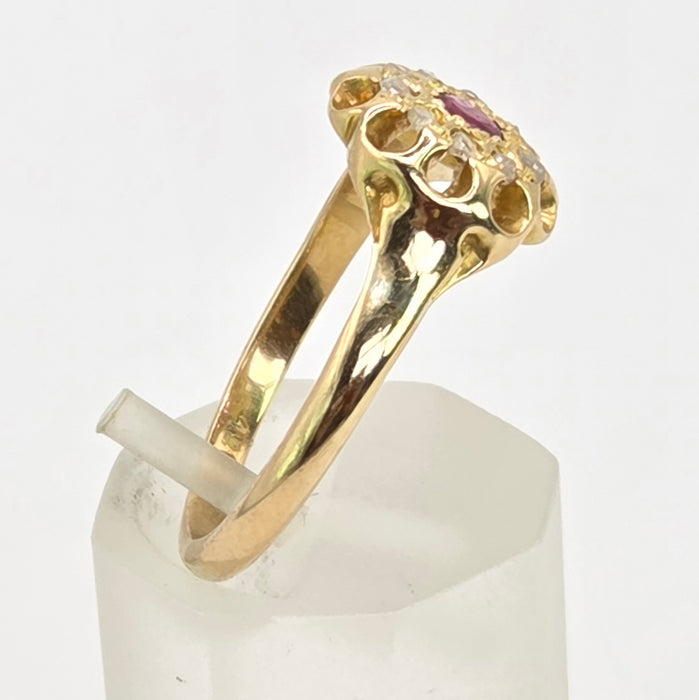 Vintage: 18ct Yellow Gold Pink Topaz & Diamond Floral Cluster Ring