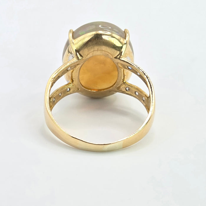 Vintage: 9ct Yellow Gold Opal & Diamond Split Shoulder Ring
