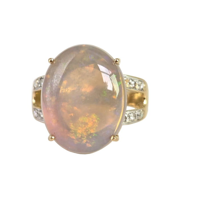 Vintage: 9ct Yellow Gold Large Translucent Ethiopian Opal & Diamond Ring