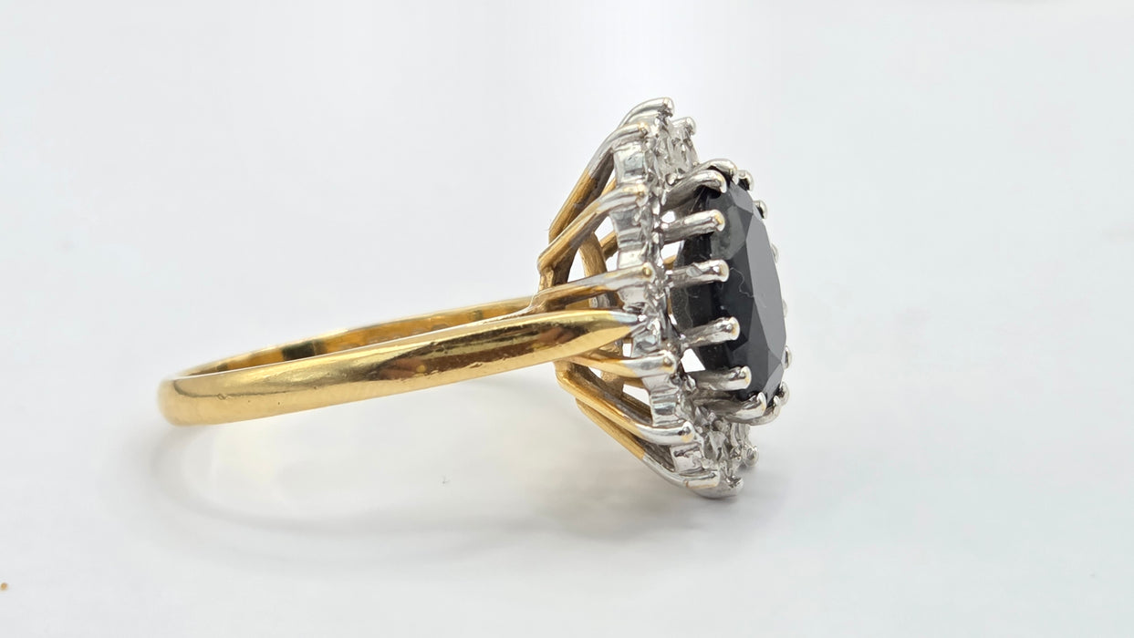 Vintage: 18ct Yellow Gold Sapphire & Diamond Oval Diana  Cluster Ring — From 1982