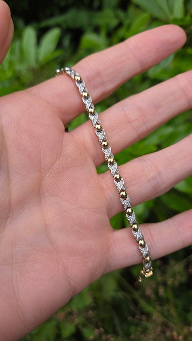 Vintage: 9ct Yellow Gold 50 Diamonds Bracelet