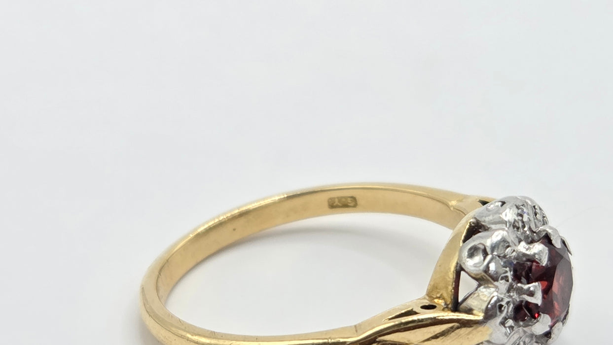 Vintage: 18ct Yellow Gold Garnet & Diamond Cluster Ring — From 1975