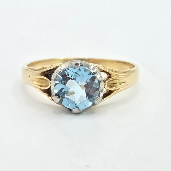 Vintage: 18ct Yellow Gold Blue Zircon Solitaire Ring