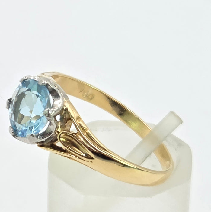 Vintage: 18ct Yellow Gold Blue Zircon Solitaire Ring