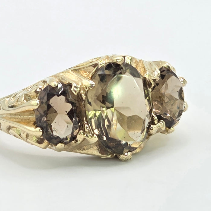 Vintage: 9ct Yellow Gold Golden Citrine Trilogy Ring