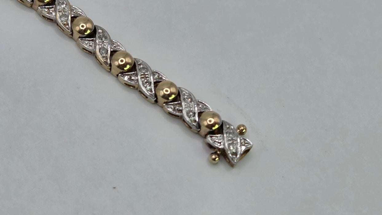 Vintage: 9ct Yellow Gold 50 Diamonds Bracelet