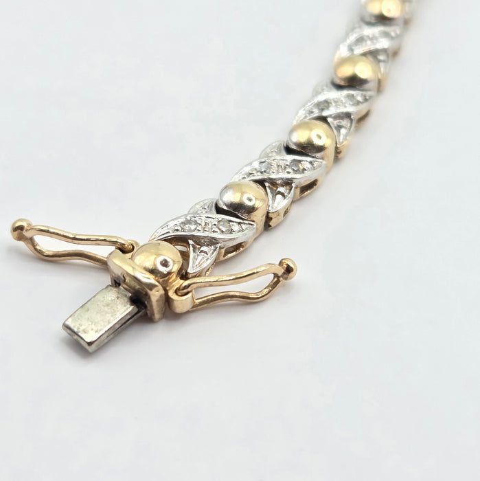 Vintage: 9ct Yellow Gold 50 Diamonds Bracelet