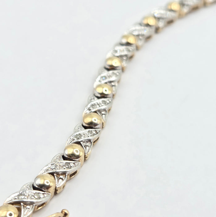 Vintage: 9ct Yellow Gold 50 Diamonds Bracelet