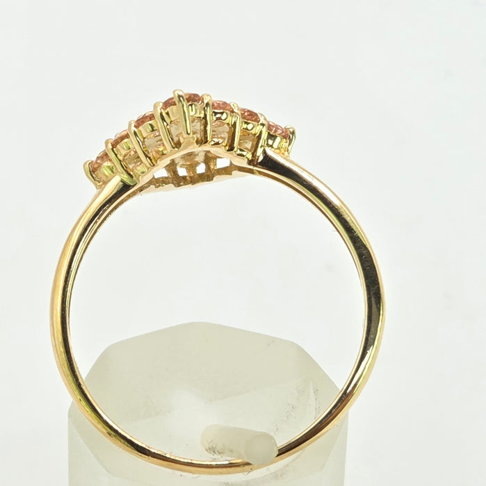 Vintage: 9ct Yellow Gold Morganite & White Spinel Cluster Ring