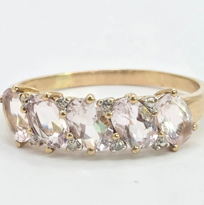 Vintage: 9ct Yellow Gold Morganite & Diamond Ring