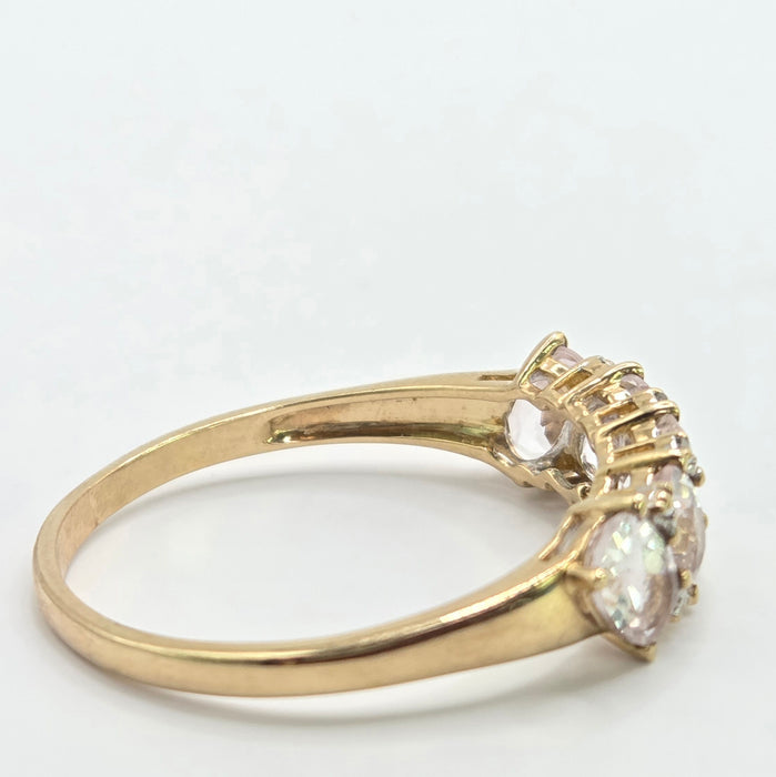 Vintage: 9ct Yellow Gold Morganite & Diamond Ring