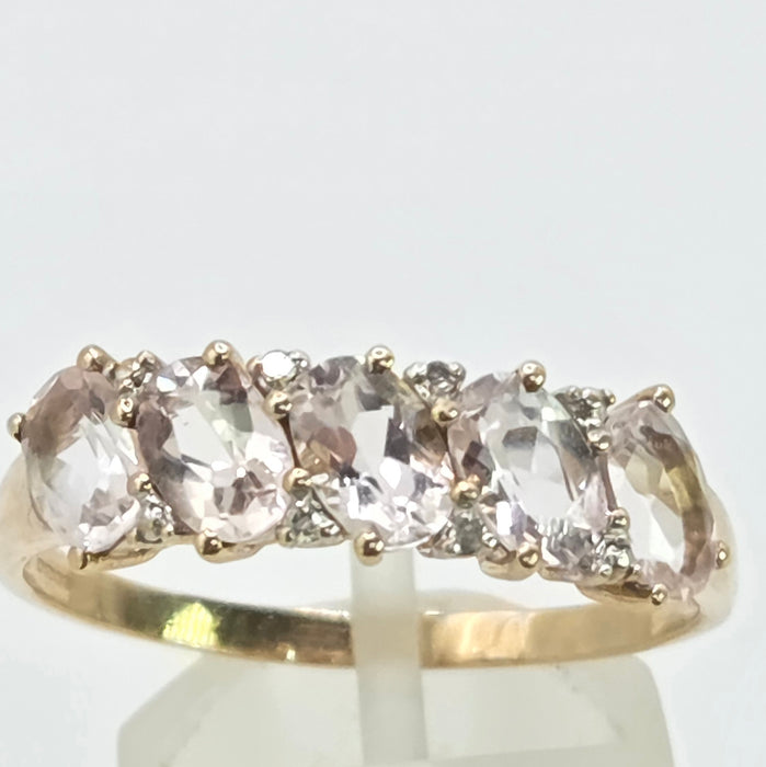 Vintage: 9ct Yellow Gold Morganite & Diamond Ring
