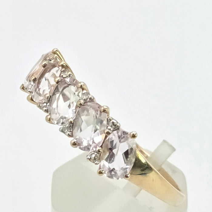 Vintage: 9ct Yellow Gold Morganite & Diamond Ring