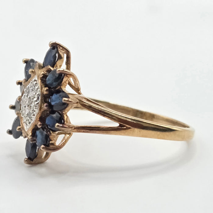 Vintage: 9ct Yellow Gold Sapphire & Diamond Flowerhead Cluster Ring