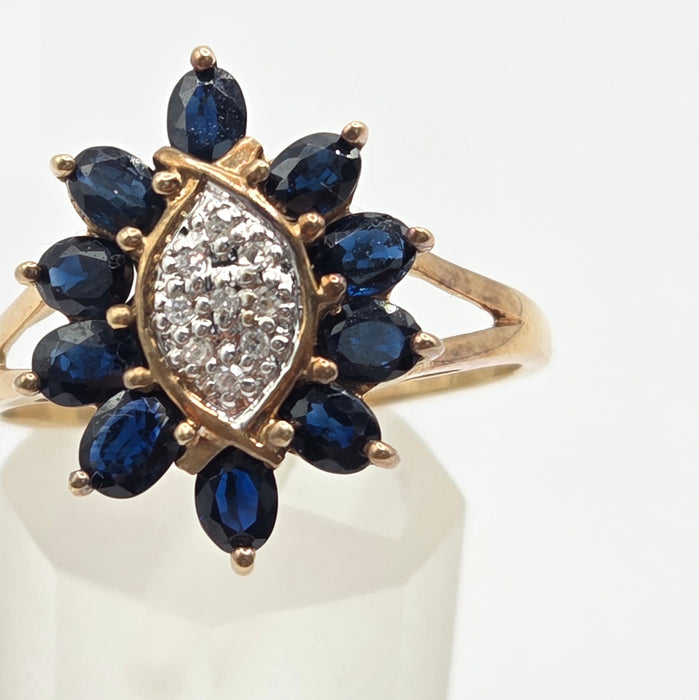 Vintage: 9ct Yellow Gold Sapphire & Diamond Flowerhead Cluster Ring