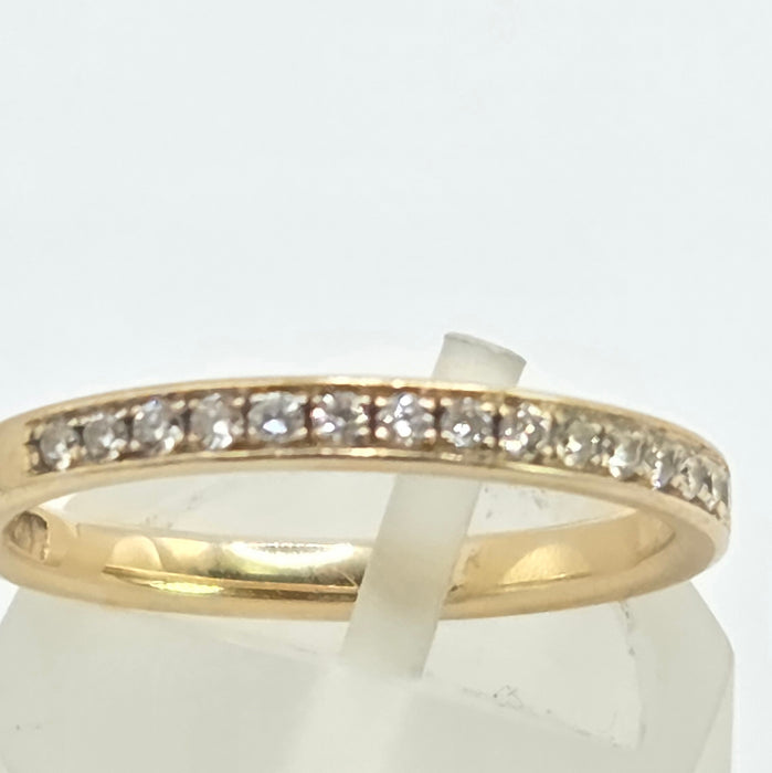 Vintage: 18ct Yellow Gold Diamond Half Eternity Ring
