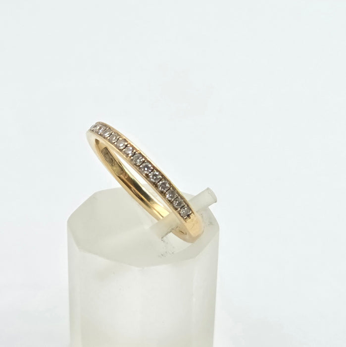 Vintage: 18ct Yellow Gold Diamond Half Eternity Ring