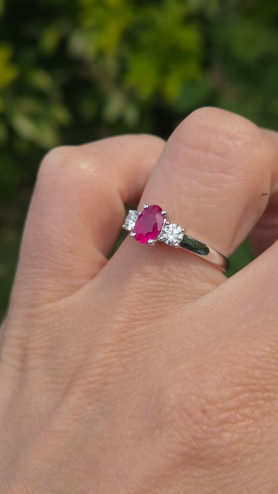 Vintage: 18ct White Gold Ruby (0.93ct) & Twin Diamond (0.35ct) Three Stone Ring