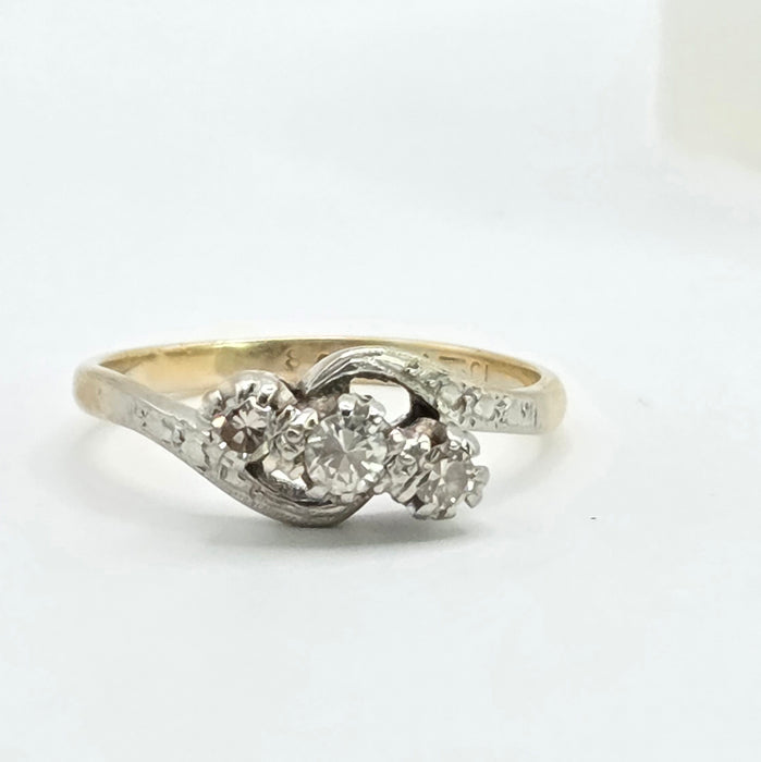 Vintage: 18ct Yellow Gold & Platinum Three Stone Diamond Cross-Over Ring — 0.20ct
