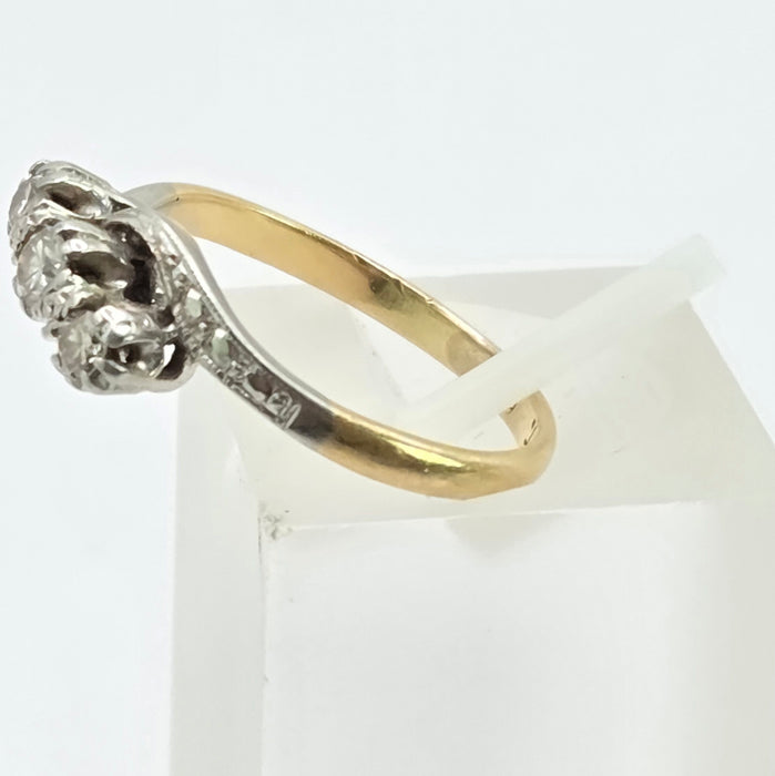 Vintage: 18ct Yellow Gold & Platinum Three Stone Diamond Cross-Over Ring — 0.20ct