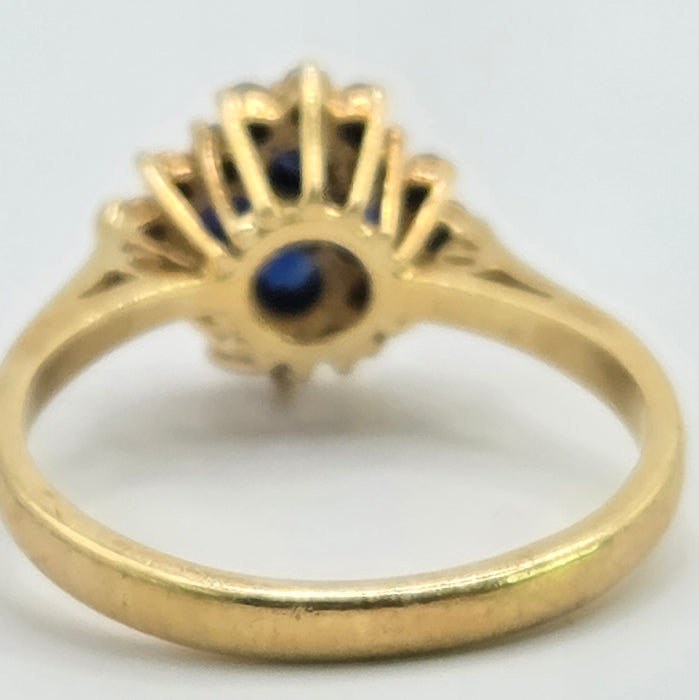 Vintage: 18ct Yellow Gold Sapphire & Diamond Square Offset Cluster Ring — 0.25ct