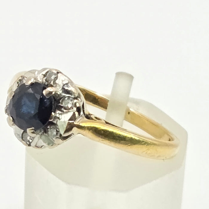3561 Vintage 18ct Gold Sapphire and Diamonds - from 1976