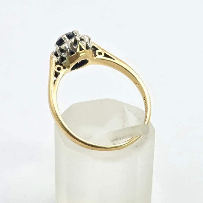 3561 Vintage 18ct Gold Sapphire and Diamonds - from 1976
