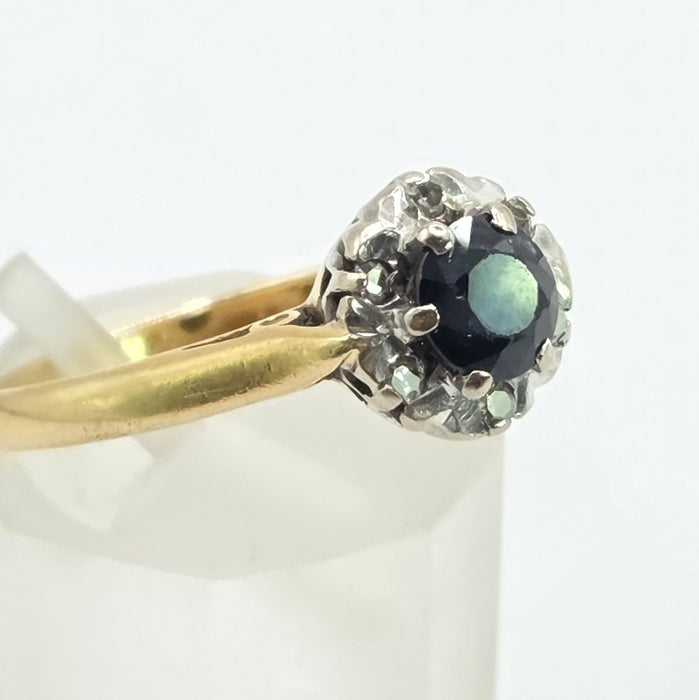 3561 Vintage 18ct Gold Sapphire and Diamonds - from 1976