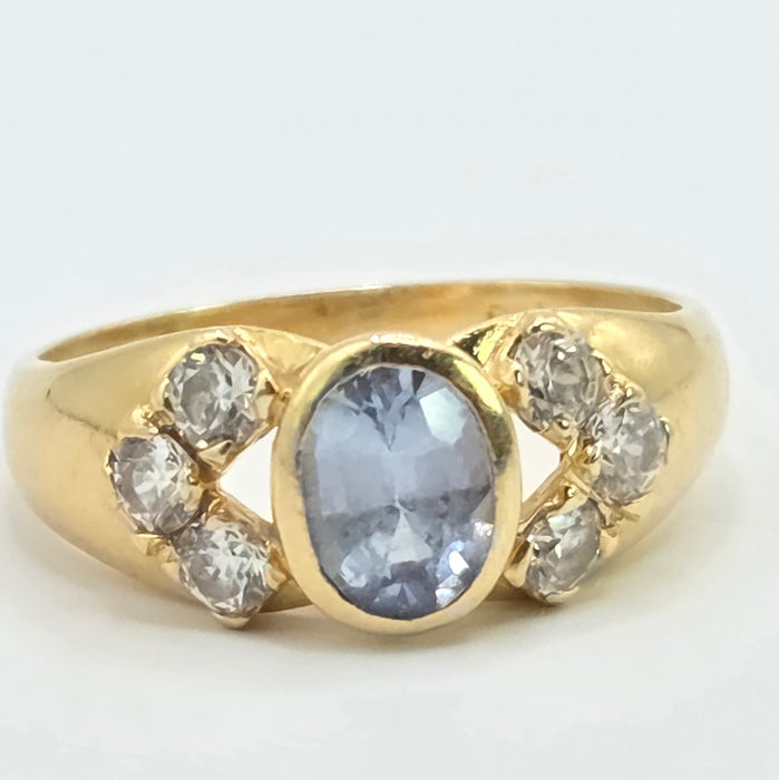Vintage: 18ct Yellow Gold Blue Topaz & Man Made Diamond Dress Ring