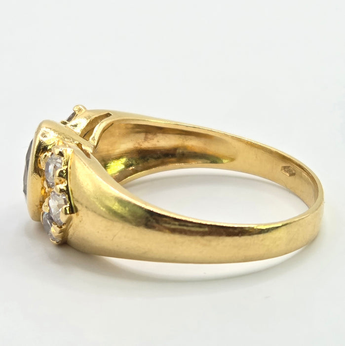 Vintage: 18ct Yellow Gold Blue Topaz & Man Made Diamond Dress Ring
