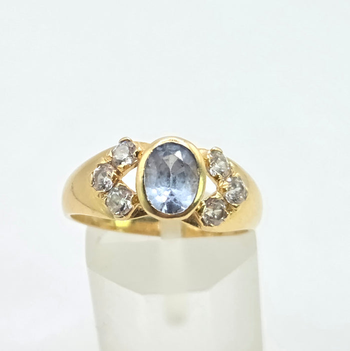 Vintage: 18ct Yellow Gold Blue Topaz & Man Made Diamond Dress Ring