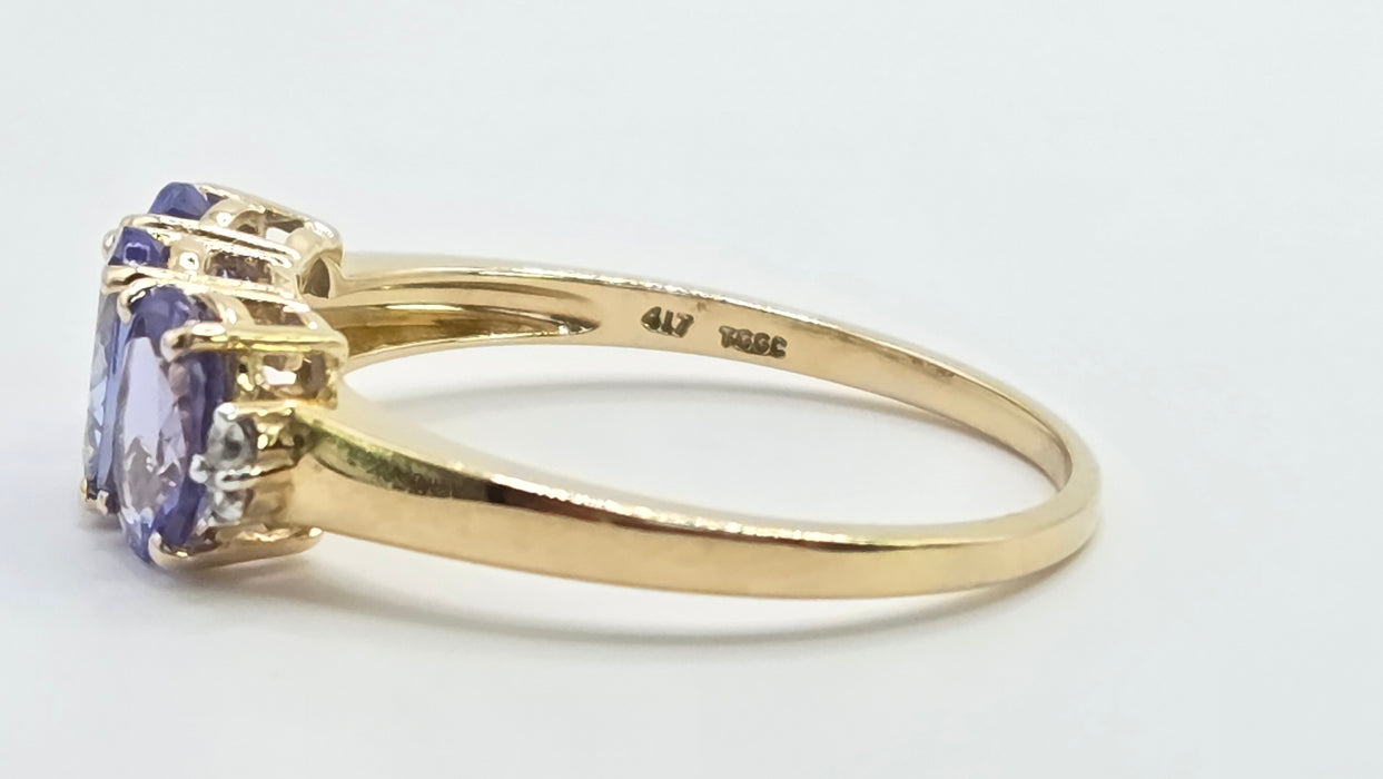 Vintage: 9ct Gold Tanzanite & White Spinel Trilogy Ring