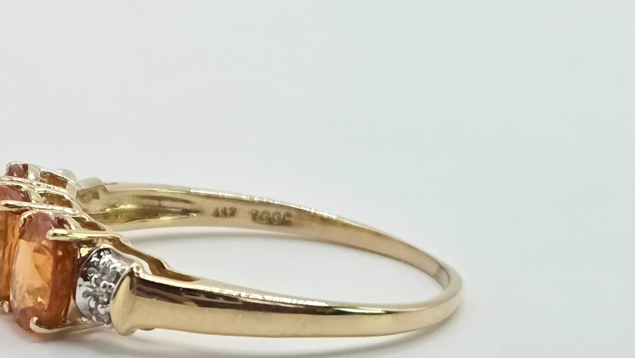 Vintage: 9ct Yellow Gold Orange Citrine & Diamond Trilogy Ring