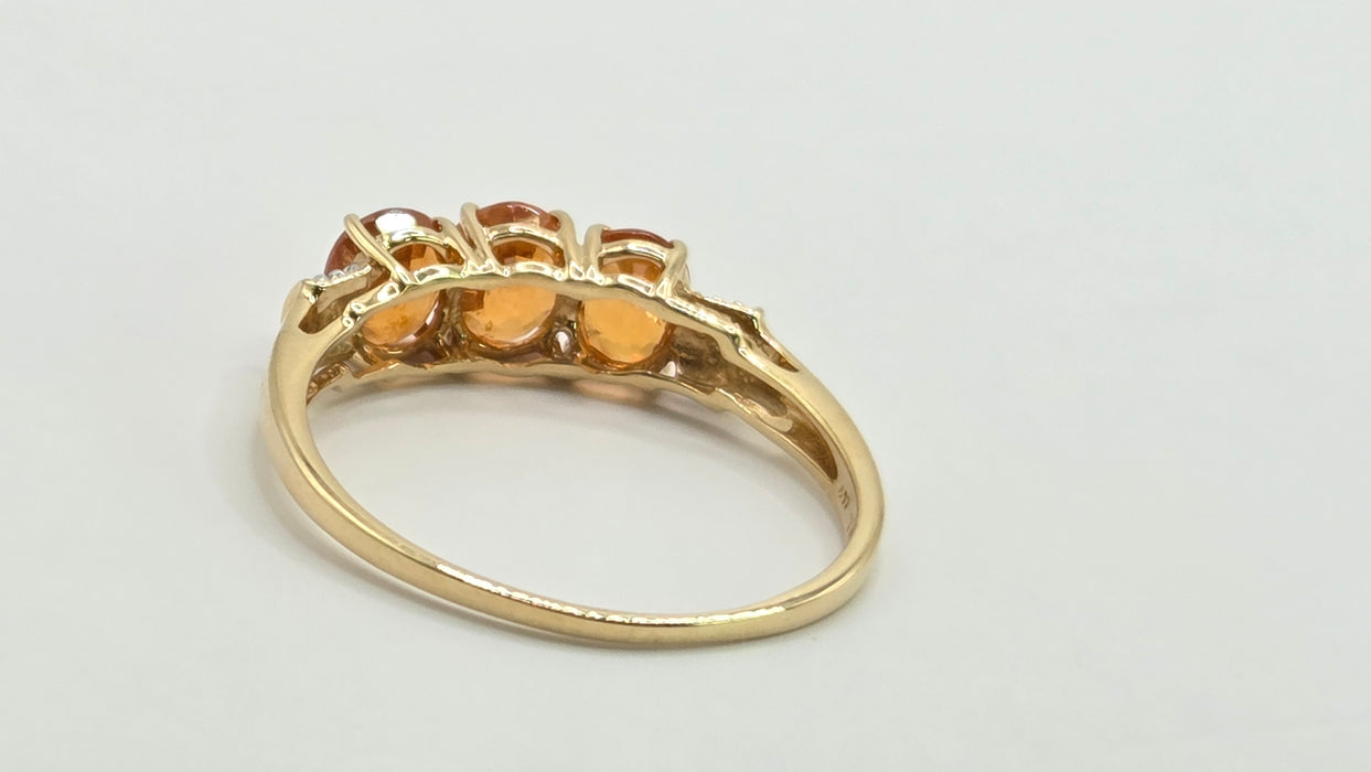 Vintage: 9ct Yellow Gold Orange Citrine & Diamond Trilogy Ring