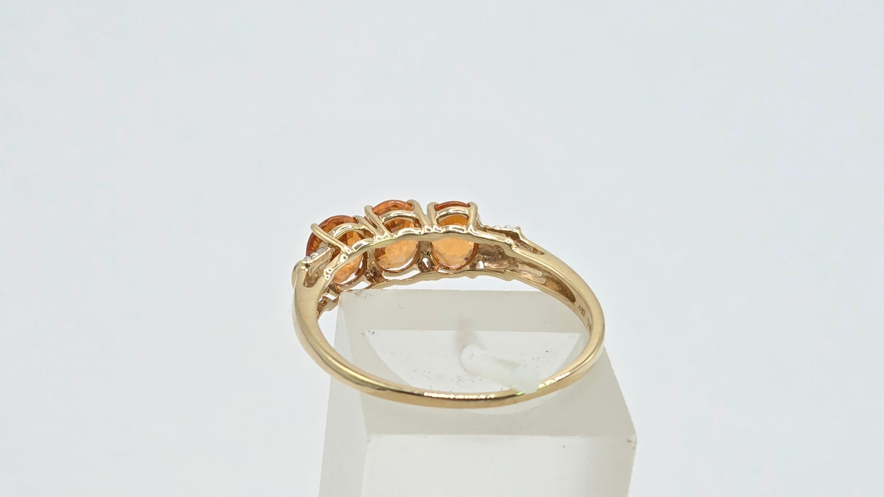 Vintage: 9ct Yellow Gold Orange Citrine & Diamond Trilogy Ring