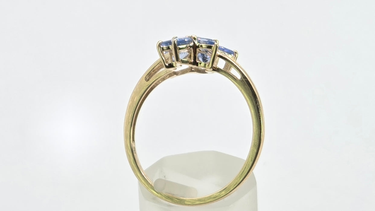 Vintage: 9ct Yellow Gold Blue & White Spinel Floral Dress Ring