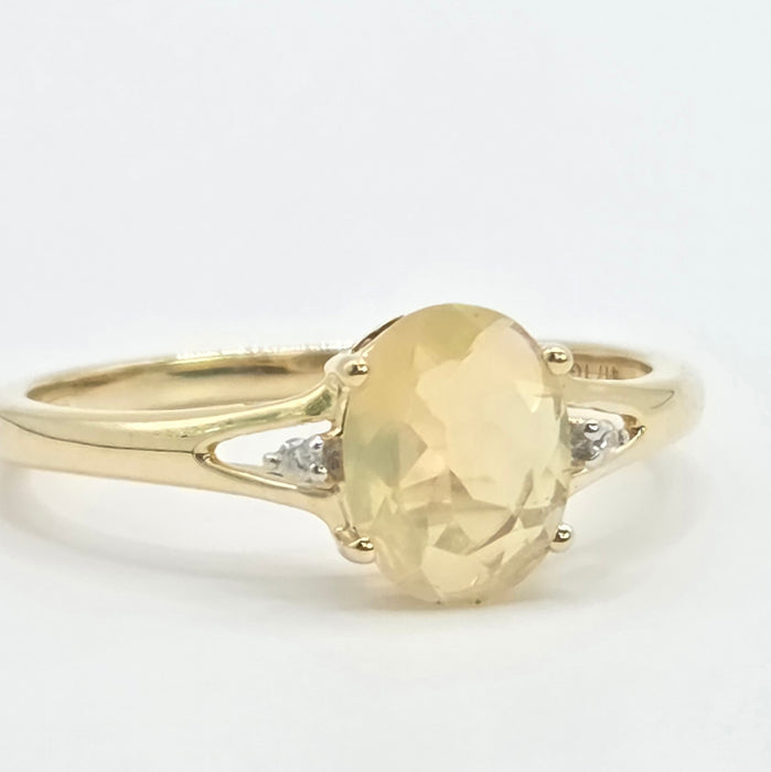 Vintage: 9ct Yellow Gold Opal & Diamond Split Shank Ring